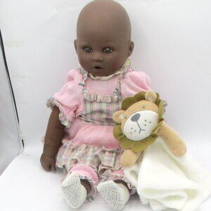 Adorable 18" Brown Baby Doll Brown Eyes Pink Plaid Dress Plush Lion Blanket Play